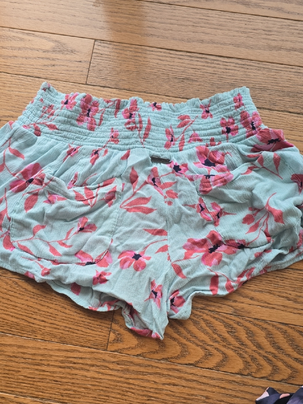 Billabong Blue Floral Shorts - Picture 4 of 4